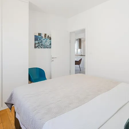 The Appartement Vir